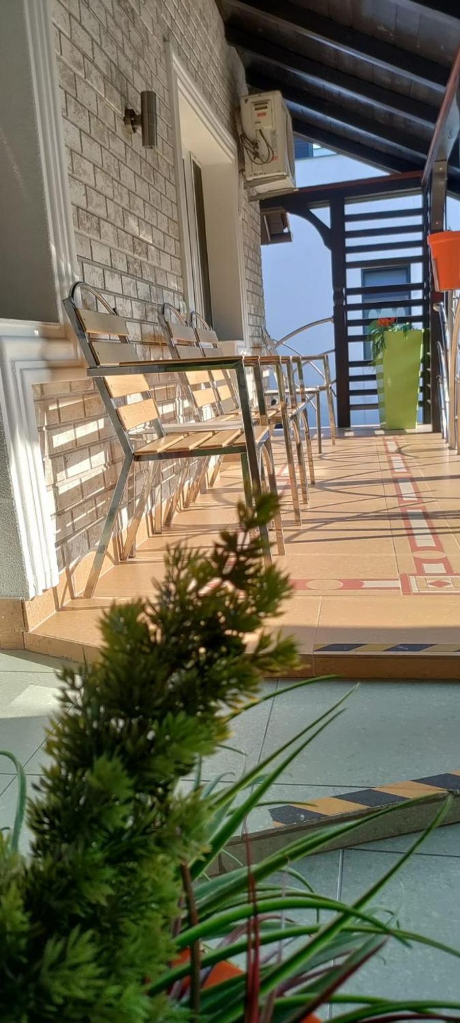 Pensiunea Sergiu & Geanina Arad Exteriér fotografie